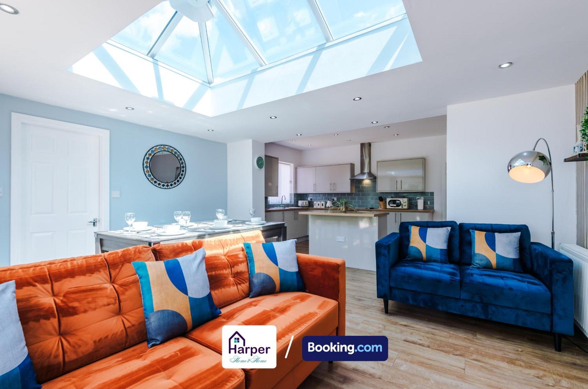 Spacious Detached Bungalow By Harperletting Short Lets & Serviced Accommodation Buckely With Pool Table & Driveway Buckley Buitenkant foto