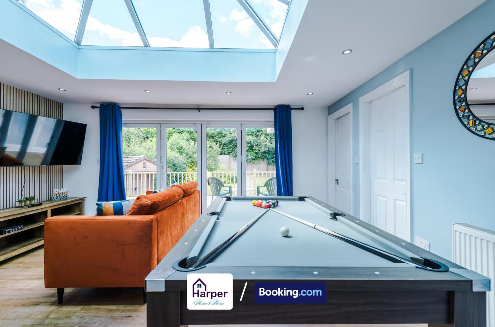 Spacious Detached Bungalow By Harperletting Short Lets & Serviced Accommodation Buckely With Pool Table & Driveway Buckley Buitenkant foto